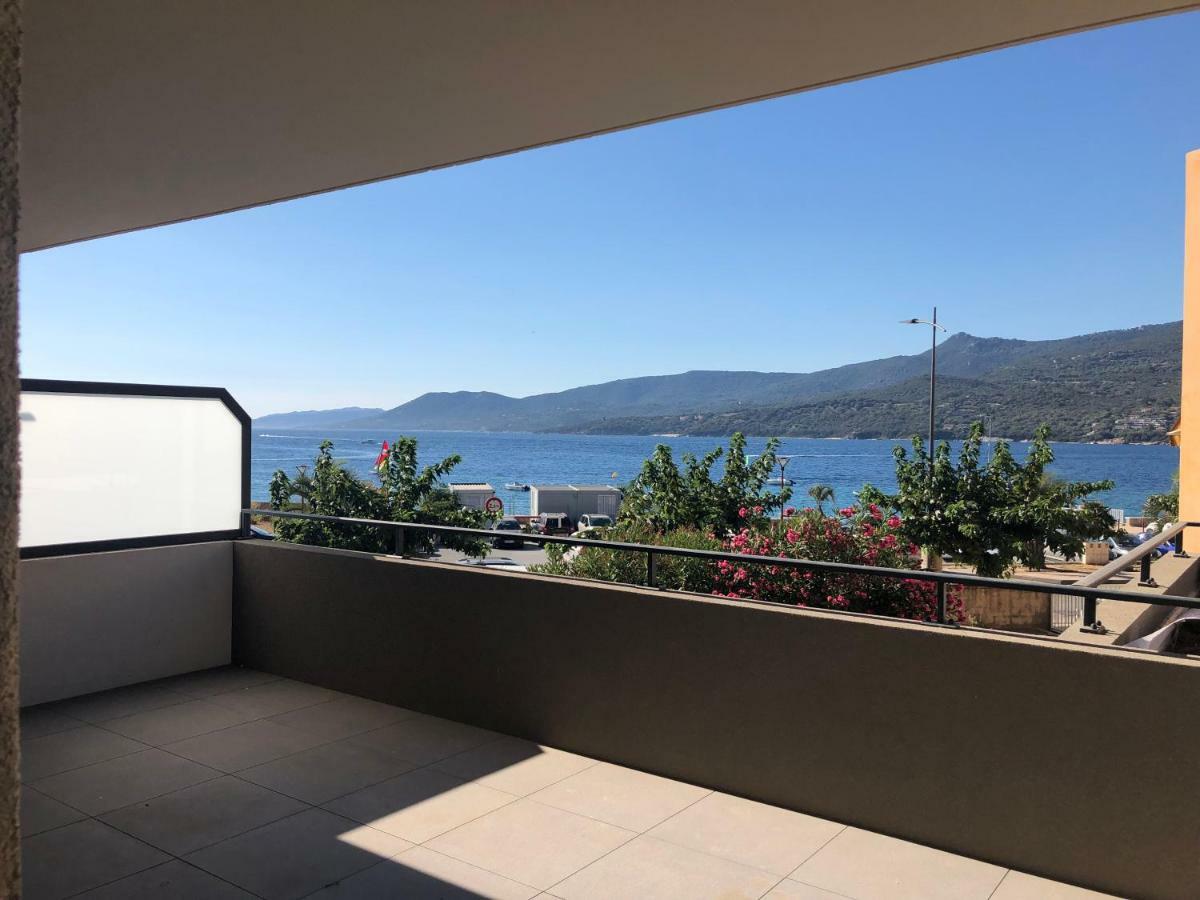 Apartment Fronte Di Mare