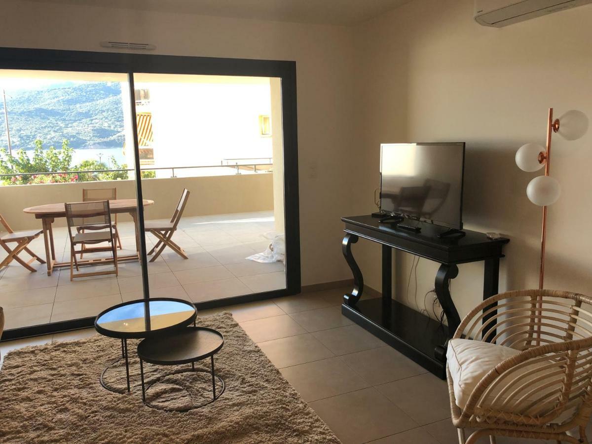 Apartment Fronte Di Mare *