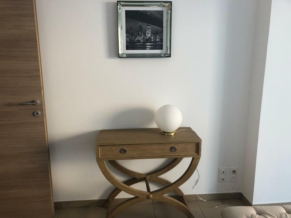 Apartment Fronte Di Mare